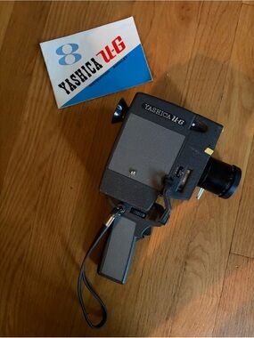 Antique Vintage Yashica Model U-G U Matic-G 8mm Movie Camera Not Tested